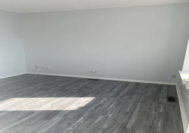 Listing Photo 4 - Condo for sale in building located at 1621 N Talman Ave, Chicago, IL 60647