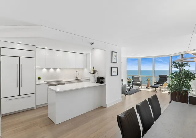 2nd image of 195 N Harbor Dr #4903, Chicago, IL 60601 | MLS# 12733915