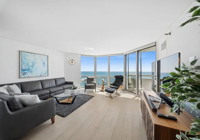 4th image of 195 N Harbor Dr, Chicago, IL 60601