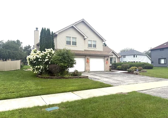 2nd image of 683 Primrose Ln, Matteson, IL 60443 | MLS# 12733938