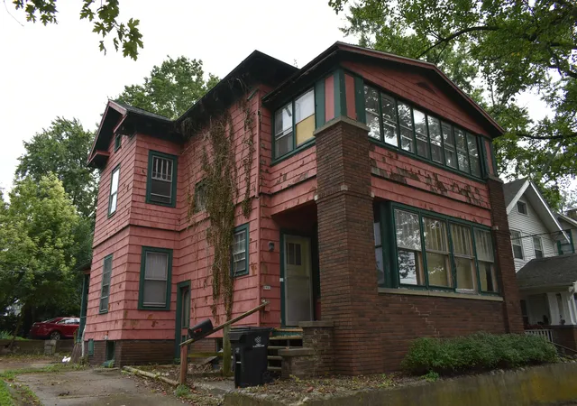 1st image of 505 N Evans St, Bloomington, IL 61701 | MLS# 12733952