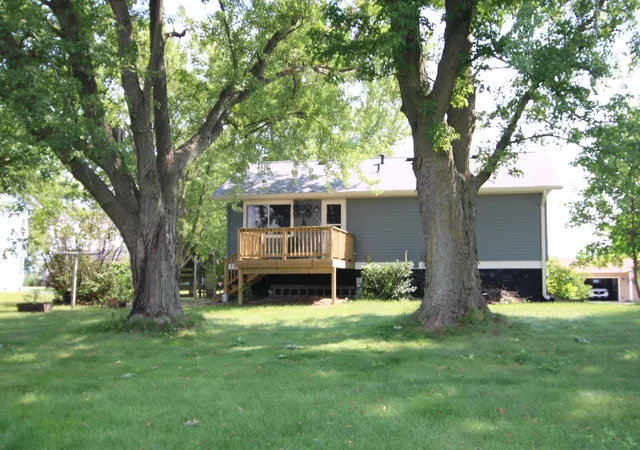 Photo 2 of Sale Pending at 212 Valley View Dr, Orangeville, IL 61060 | MLS# 12733976 | Listing updated on 2026-09-03