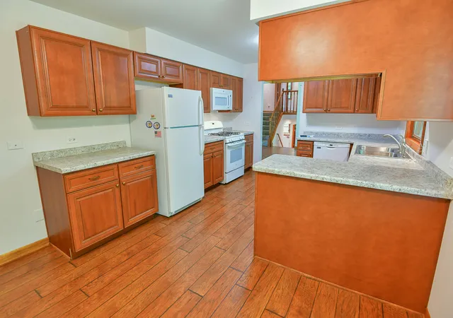 Photo 3 of Single family home for sale at 42886 N Washington Ave, Winthrop Harbor, IL 60096 | MLS# 12734067 | Listing updated on 2026-08-22
