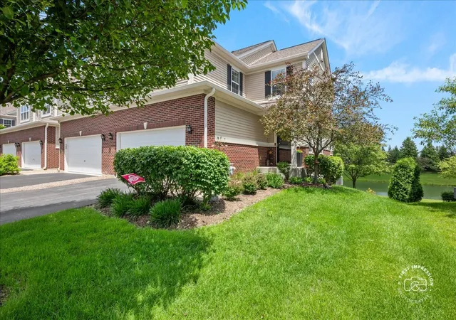 Photo 1 of Townhouse for sale at 2927 Church Rd, Aurora, IL 60502 | MLS# 12734094 | Listing updated on 2026-08-25
