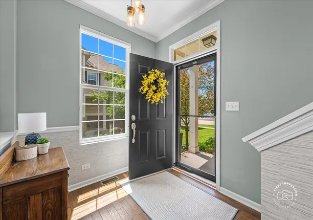 Photo 3 of Townhouse for sale at 2927 Church Rd, Aurora, IL 60502 | MLS# 12734094 | Listing updated on 2026-08-25