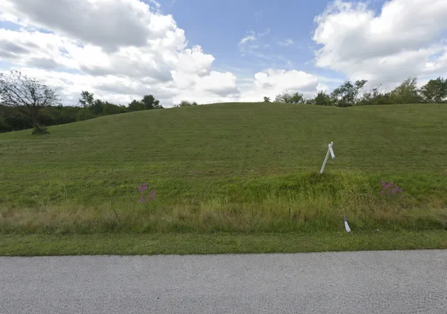 Photo 2 of Land for sale at 39600 Orchard Blf Ln, Wadsworth, IL 60083 | MLS# 12734140 | Listing updated on 2026-08-21
