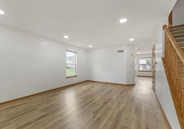Photo 3 of Single family home for sale at 1129 S Wabena Ave, Minooka, IL 60447 | MLS# 12734168 | Listing updated on 2026-09-01