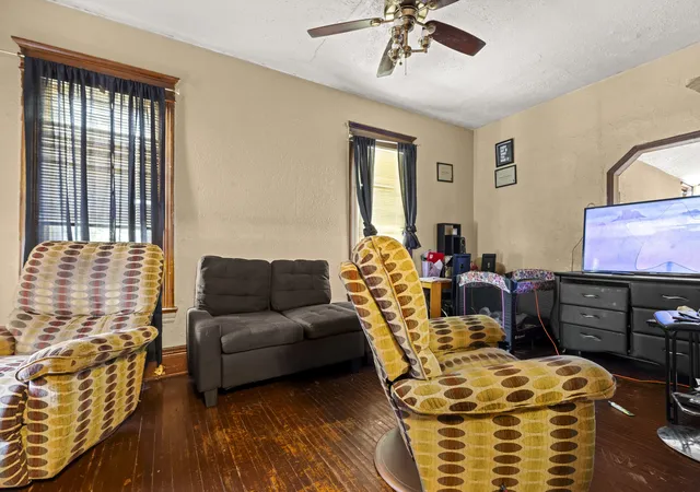 2nd image of 417 N Longwood St, Rockford, IL 61107 | MLS# 12734173