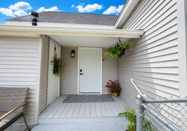 Photo 2 of Sale Pending at 201 Mc Kinley St, Georgetown, IL 61846 | MLS# 12734301 | Listing updated on 2026-09-02