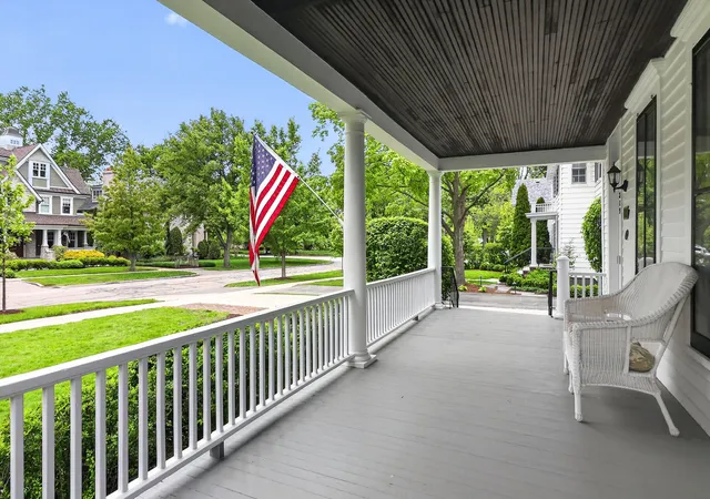 3rd image of 319 N Lincoln St, Hinsdale, IL 60521 | MLS# 12734306