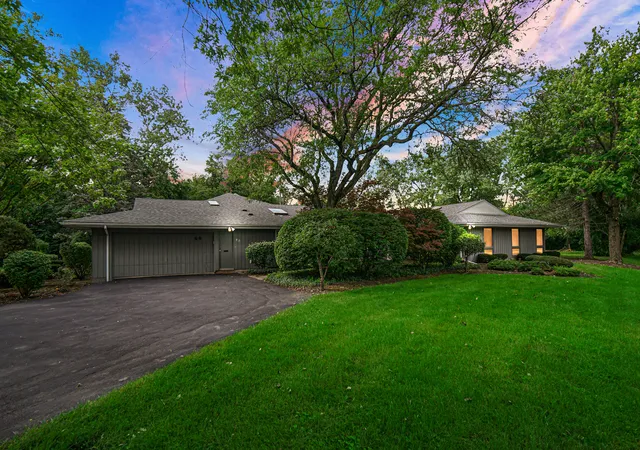 1st image of 68 Graymoor Ln, Olympia Fields, IL 60461 | MLS# 12734375