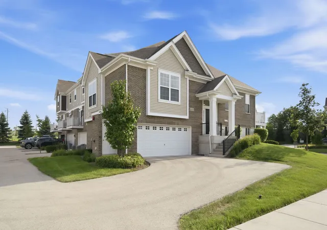 2nd image of 4450 Monroe Ct, Naperville, IL 60564 | MLS# 12734426