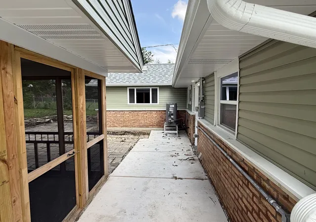 Photo 4 of Single family home for sale at 261 Miami St, Park Forest, IL 60466 | MLS# 12734475 | Listing updated on 2026-08-25