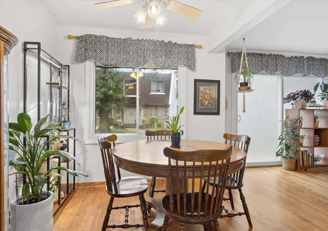 Photo 4 of Condo for sale at 2720 Mitchell Dr #4, Woodridge, IL 60517 | MLS# 12734508 | Listing updated on 2026-09-01