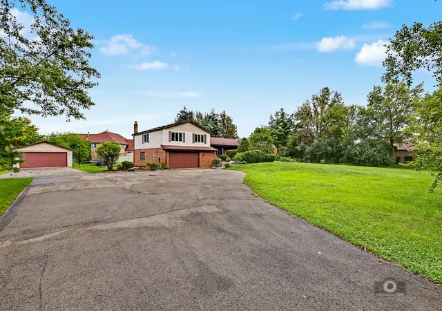 3rd image of 15555 Wolf Rd, Orland Park, IL 60467 | MLS# 12734617