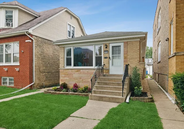 1st image of 5624 N Mango Ave, Chicago, IL 60646 | MLS# 12734653