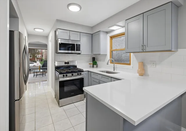 5th image of 5624 N Mango Ave, Chicago, IL 60646 | MLS# 12734653