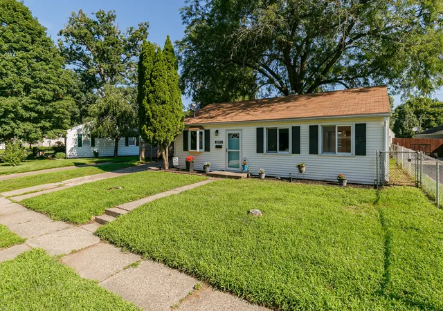 Photo 2 of Sale Pending at 3803 11th Avenue, Moline, IL 61265 | MLS# 12734681 | Listing updated on 2026-08-20