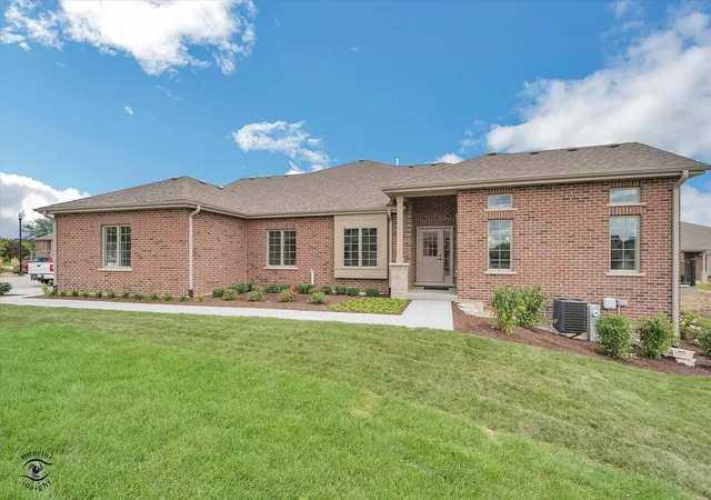 Photo 2 of Townhouse for sale at 8869 Buffington Breakwater Dr, Frankfort, IL 60423 | MLS# 12734703 | Listing updated on 2026-08-26