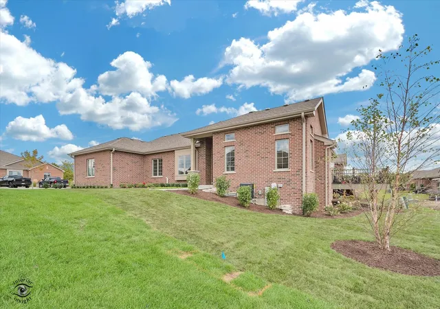 Photo 37 of Townhouse for sale at 8869 Buffington Breakwater Dr, Frankfort, IL 60423 | MLS# 12734703 | Listing updated on 2026-08-26