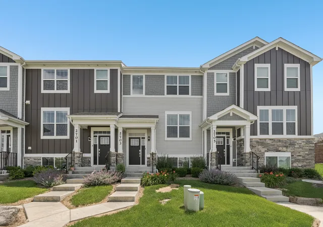 Photo 2 of Townhouse for sale at 2703 Martini St, Mundelein, IL 60060 | MLS# 12734706 | Listing updated on 2026-08-23