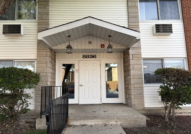 1st image of 8836 N Western Ave #207G, Des Plaines, IL 60016 | MLS# 12734722
