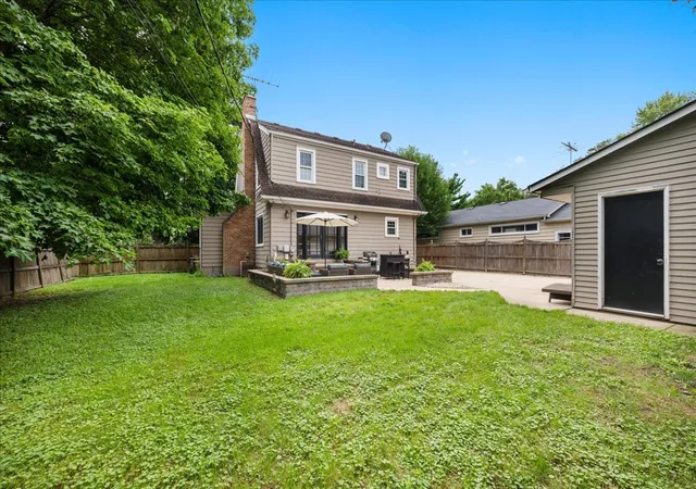 24th image of 1115 W State St, Geneva, IL 60134 | MLS# 12734728