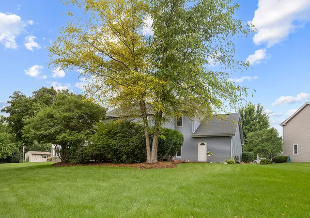 4th image of 2877 Sarah Ct, Elgin, IL 60124 | MLS# 12734729