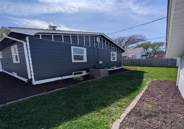 Photo 3 of Sale Pending at 2505 23rd Ave B, Moline, IL 61265 | MLS# 12734748 | Listing updated on 2026-09-08