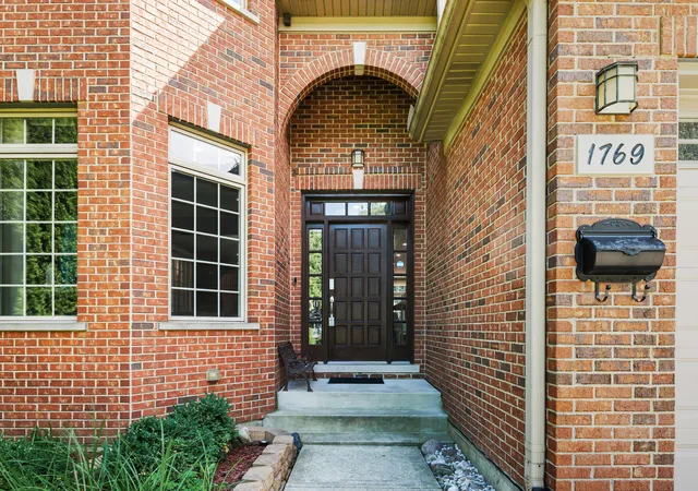 3rd image of 1769 Morse Ave, Des Plaines, IL 60018 | MLS# 12734756
