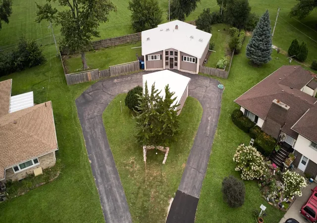 Photo 1 of Single family home for sale at 210 Hartway Ct, Montgomery, IL 60538 | MLS# 12734777 | Listing updated on 2026-08-25