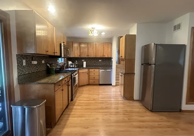 5th image of 17131 Ozark Ave, Tinley Park, IL 60477 | MLS# 12734783
