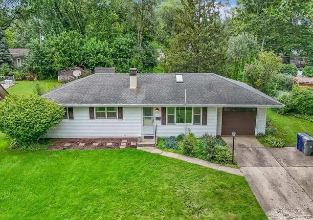 1st image of 933 Carol Ave, Elgin, IL 60123 | MLS# 12734830