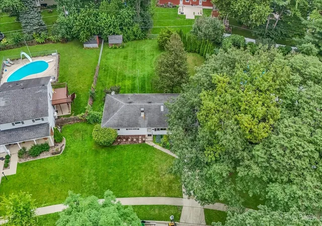4th image of 933 Carol Ave, Elgin, IL 60123 | MLS# 12734830