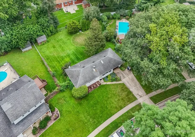 5th image of 933 Carol Ave, Elgin, IL 60123 | MLS# 12734830