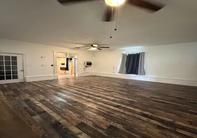 Photo 4 of Single family home for sale at 1200 Market St, Metropolis, IL 62960 | MLS# 12734831 | Listing updated on 2026-10-08
