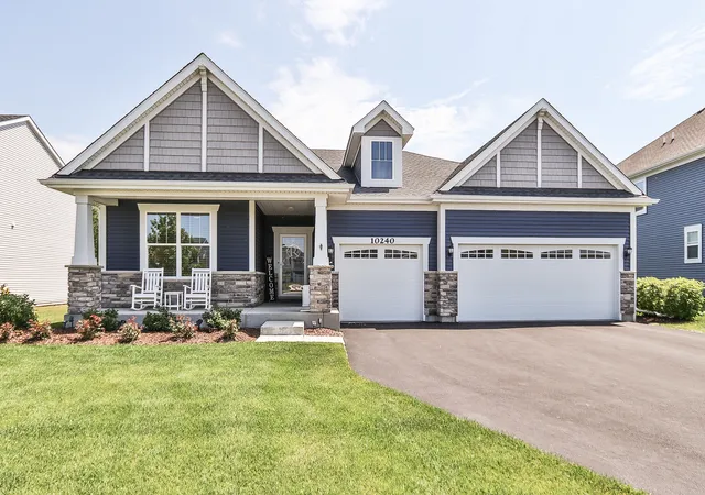2nd image of 10240 Amos St, Huntley, IL 60142 | MLS# 12734837