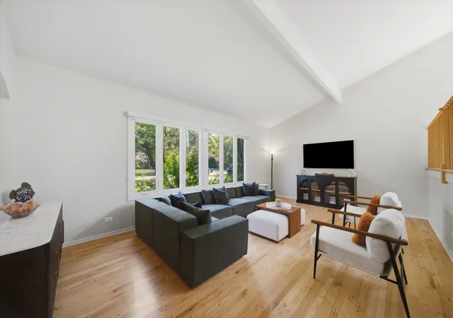 Photo 3 of Sale Pending at 1752 Mccraren Rd, Highland Park, IL 60035 | MLS# 12734839 | Listing updated on 2026-09-22