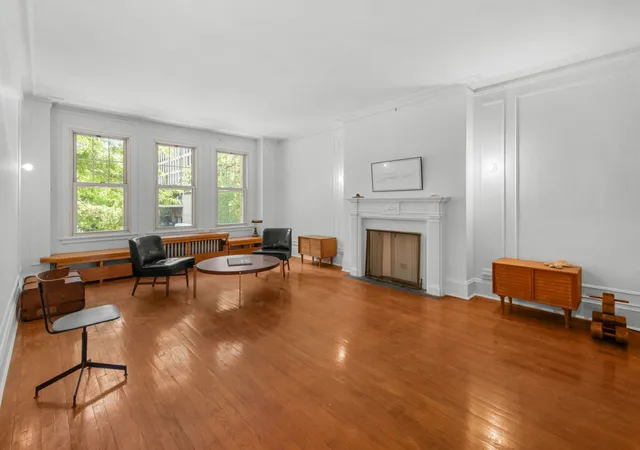 Photo 4 of Condo for sale at 5000 S E End Ave #2A, Chicago, IL 60615 | MLS# 12734841 | Listing updated on 2026-09-01