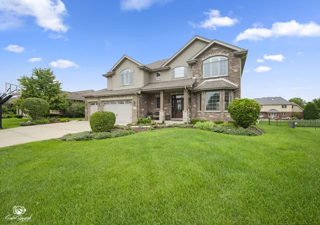 2nd image of 2837 Taylor Glen Dr, New Lenox, IL 60451 | MLS# 12734860