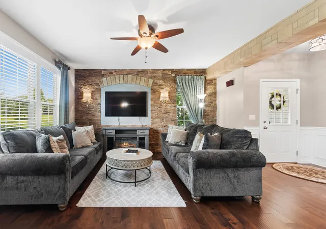 2nd image of 12906 Conifer St #12906, Plainfield, IL 60585 | MLS# 12734861