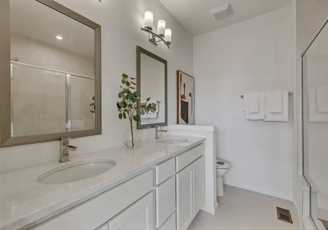 Listing Photo 2 - Condo for sale in building located at 12457 Portrush Ln, Lemont, IL 60439
