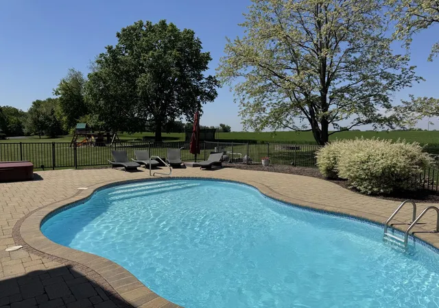 2nd image of 2307 Red Oak Ln, Johnsburg, IL 60051 | MLS# 12734998