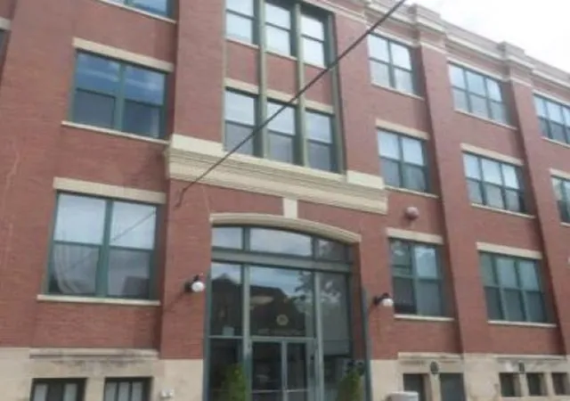 2nd image of 601 Linden Pl #311, Evanston, IL 60202 | MLS# 12735023