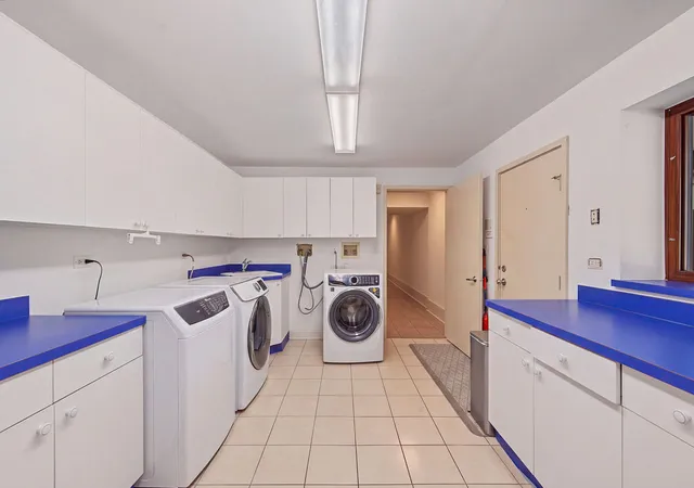 Photo 50 of Single family home for sale at 1915 S Washington Ave, Park Ridge, IL 60068 | MLS# 12735030 | Listing updated on 2026-08-25