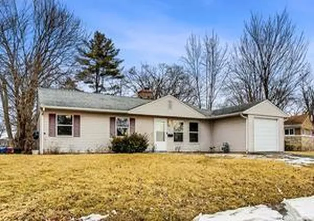 2nd image of 318 Marquette St, Park Forest, IL 60466 | MLS# 12735033