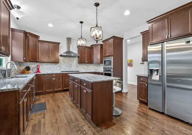 image of 16440 W Turnberry Cir, Lockport, IL 60441 | MLS# 12735034