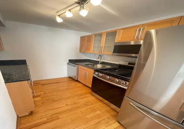 5th image of 3950 N Lake Shore Dr #1320, Chicago, IL 60611 | MLS# 12735056