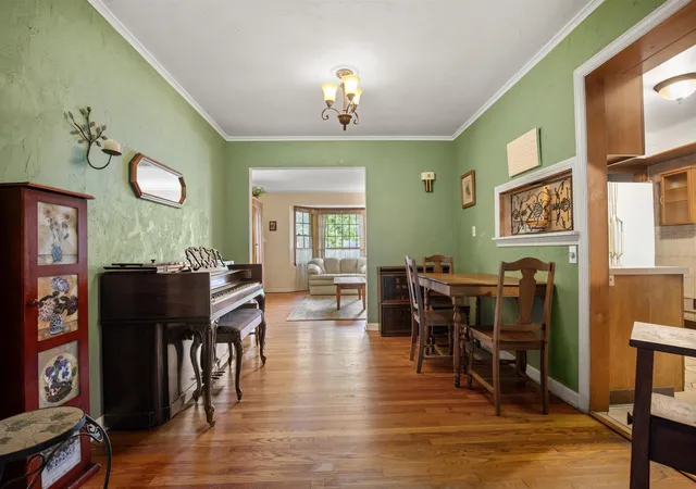 4th image of 1721 Parkview Ave, Rockford, IL 61107 | MLS# 12735065