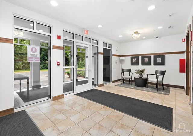 2nd image of 7753 Van Buren St #303, Forest Park, IL 60130 | MLS# 12735090